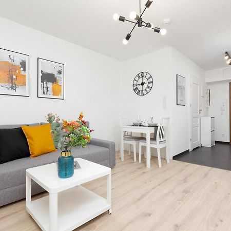 Elegancki Apartment Z Parkingiem By Noclegi Renters Βαρσοβία Εξωτερικό φωτογραφία